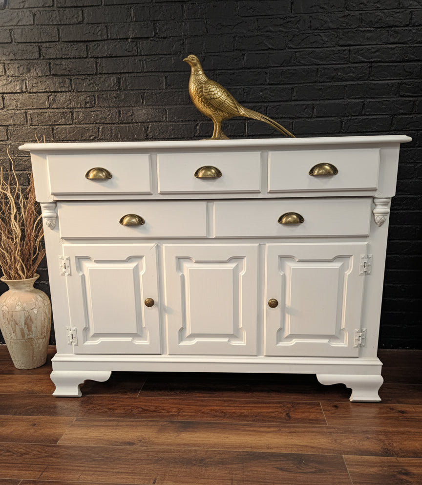 White 4 drawer, 2 door 4 drawers Buffet Console - (𝐏𝐢𝐜𝐤-𝐔𝐩 𝐎𝐧𝐥𝐲)