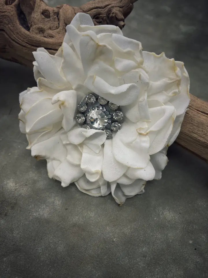 White - Fabric Hand Cut Floral Brooch / Pin