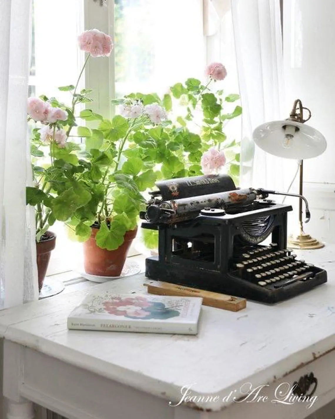 Jeanne D' Arc Living Magazine - 2025 Issue 4