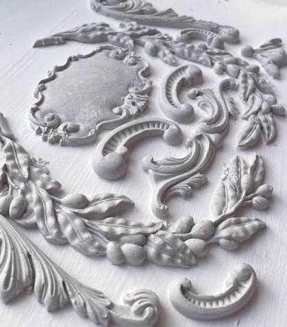 Olive Crest - IOD Decor Mould