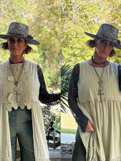 Morning Stroll Top O/S - Jaded Gypsy