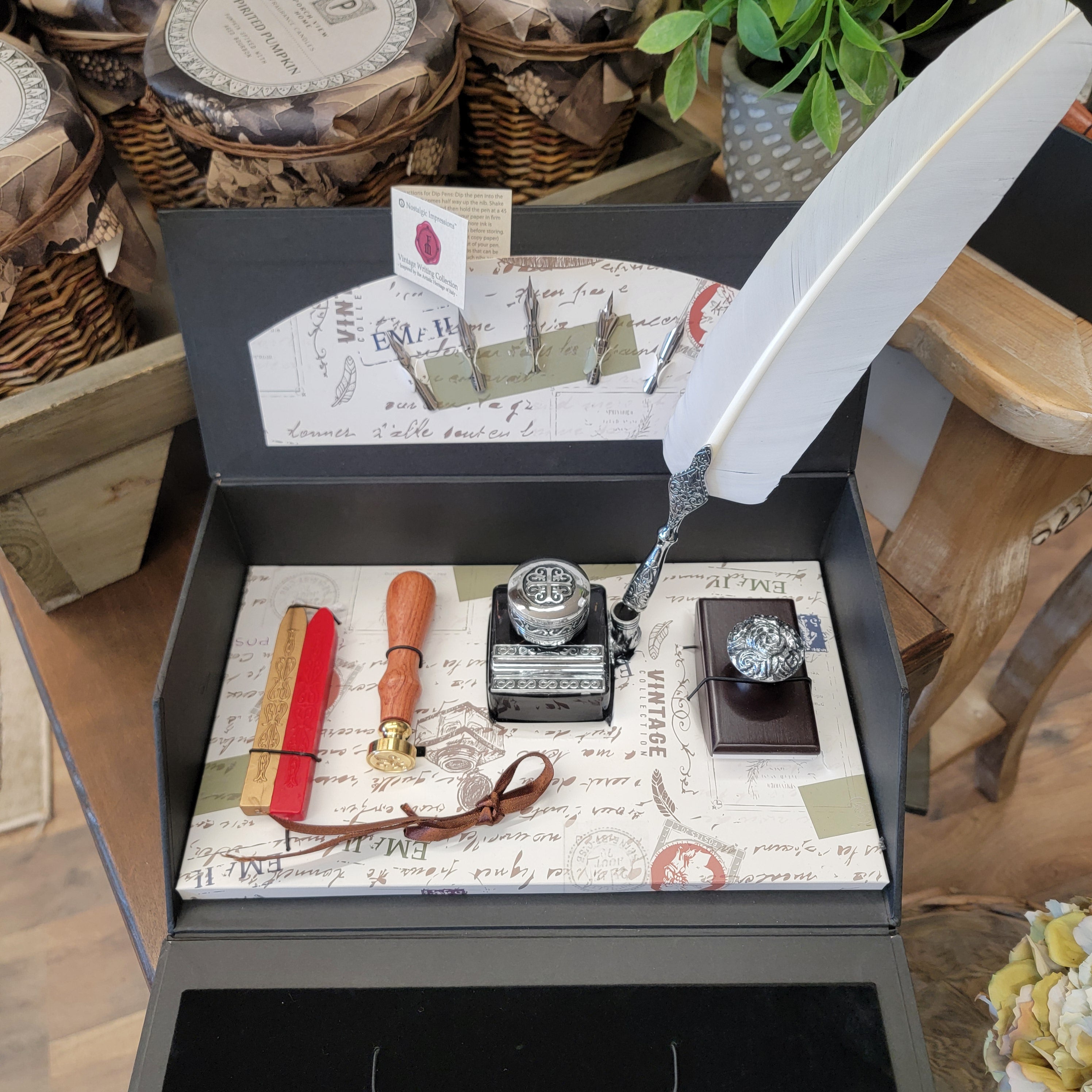 Ultimate Desk Writing Set - White Pen with Fleur de Lis Stamp ...