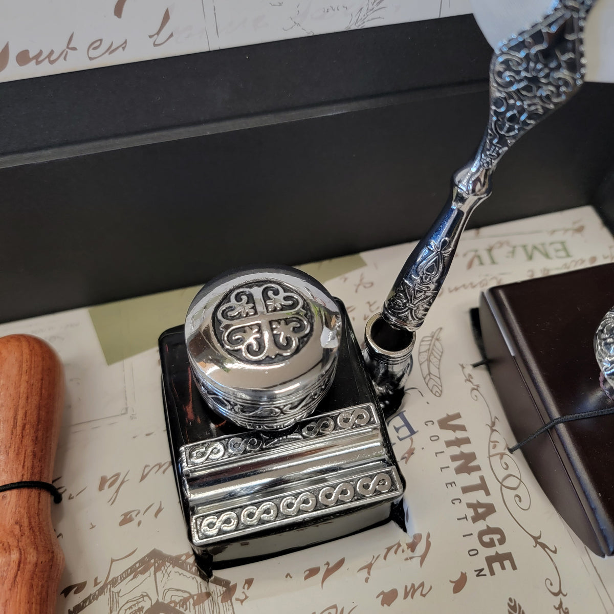 Desk Ink Set Ultimate Desk Writing Set - White Pen with Fleur de Lis Stamp
