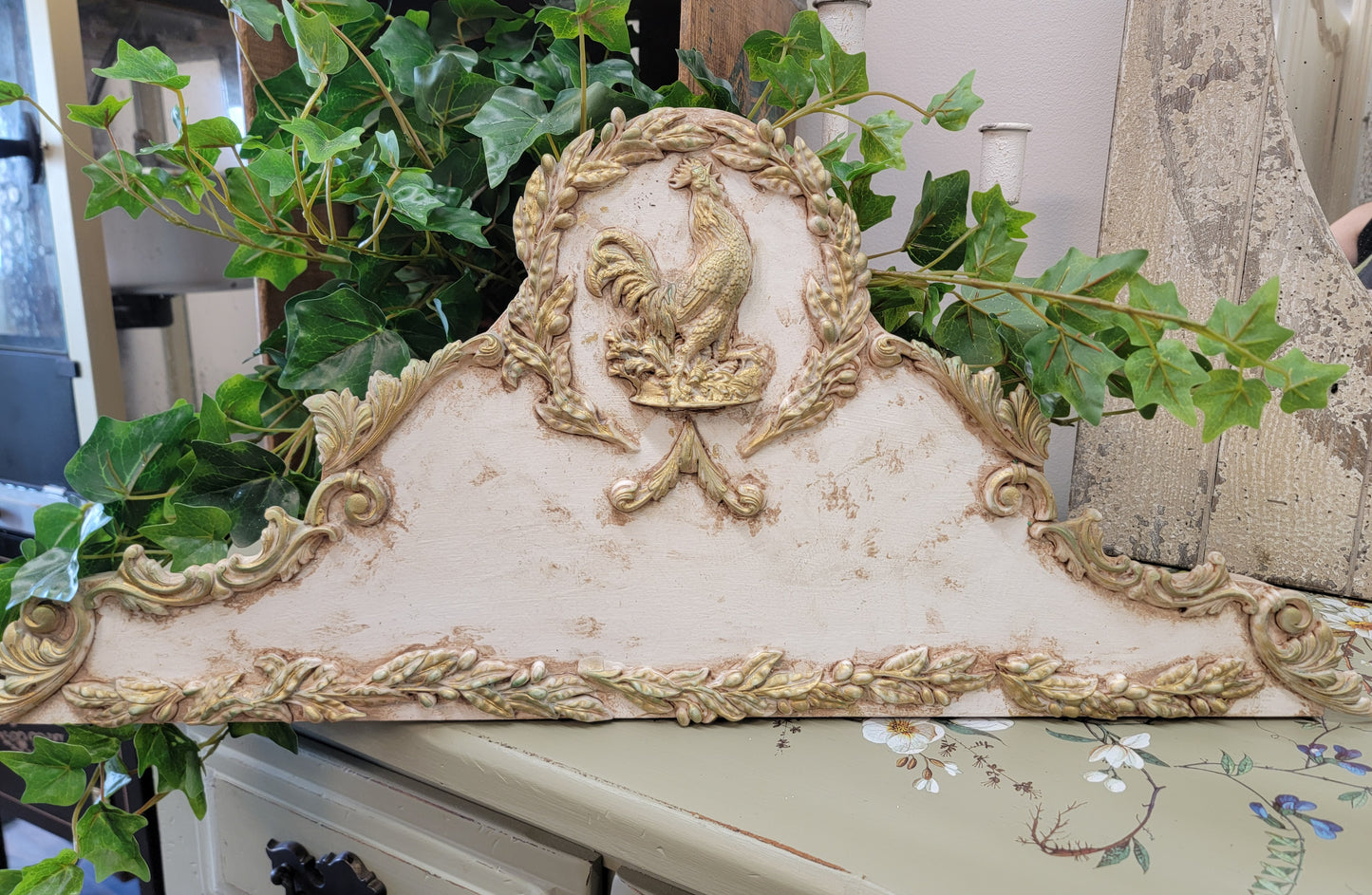 Ornate Wall/Door Pediment