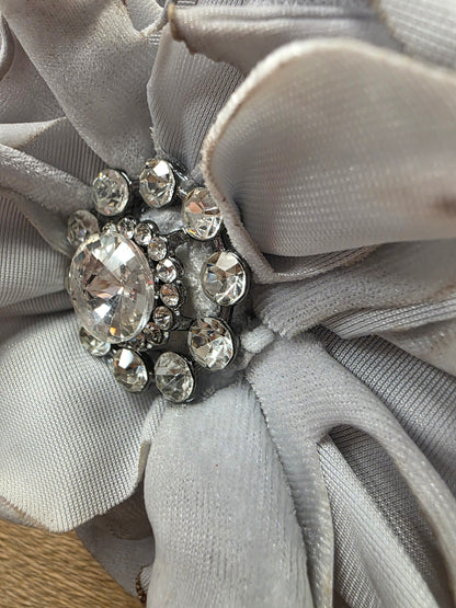 Fabric Hand-cut Floral Brooch - Distressed Grey