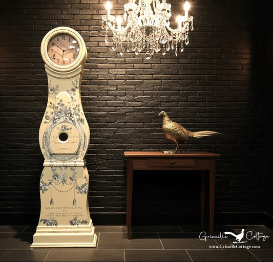 Grand Hall Clock - (𝐏𝐢𝐜𝐤-𝐔𝐩 𝐎𝐧𝐥𝐲)