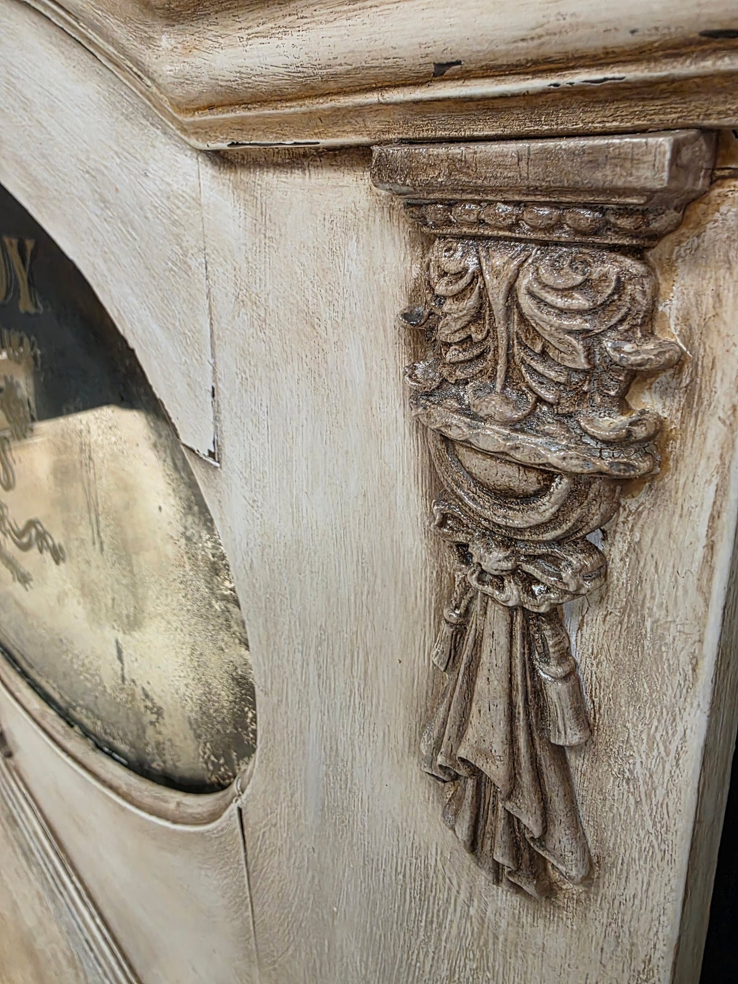 Antique Sideboard Old World Shabby Finish  - (𝐏𝐢𝐜𝐤-𝐔𝐩 𝐎𝐧𝐥𝐲)