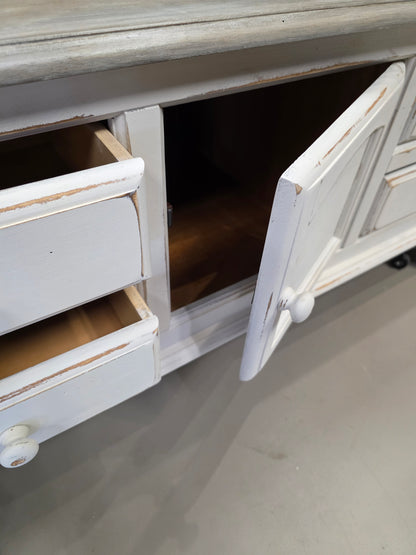 Upstyled Cottage Coffee Table  - (𝐏𝐢𝐜𝐤-𝐔𝐩 𝐎𝐧𝐥𝐲)