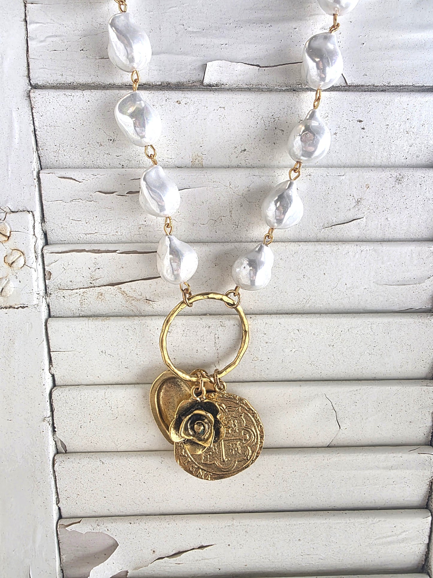 Mother of Pearl 3 Charm Necklace LN011