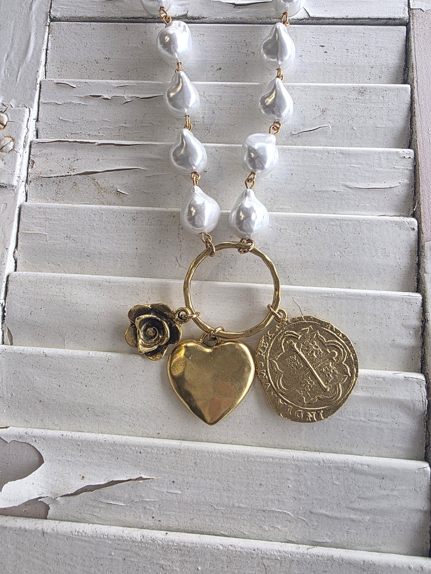 Mother of Pearl 3 Charm Necklace LN011