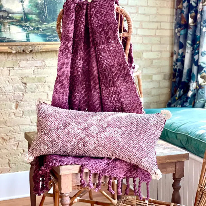 Hand Women Patina Vie Throw- Plum