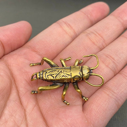 Ancient Cricket Bronzed Trinket 67540