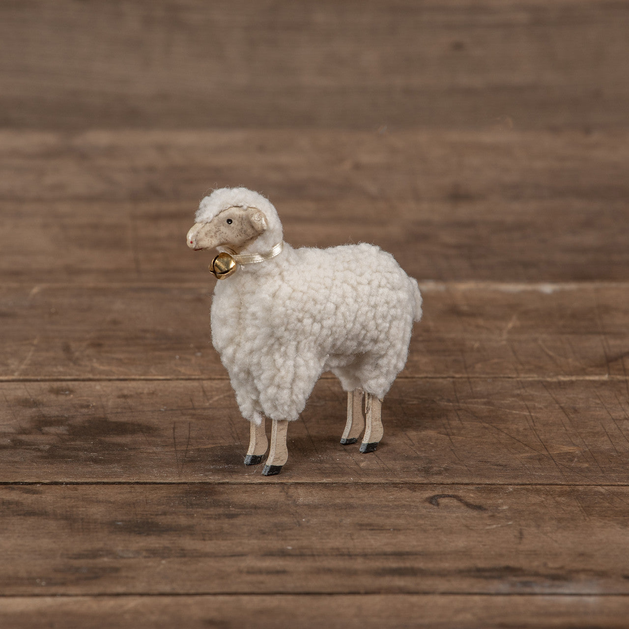 Primitive 4in Standing German Antique Style Sheep