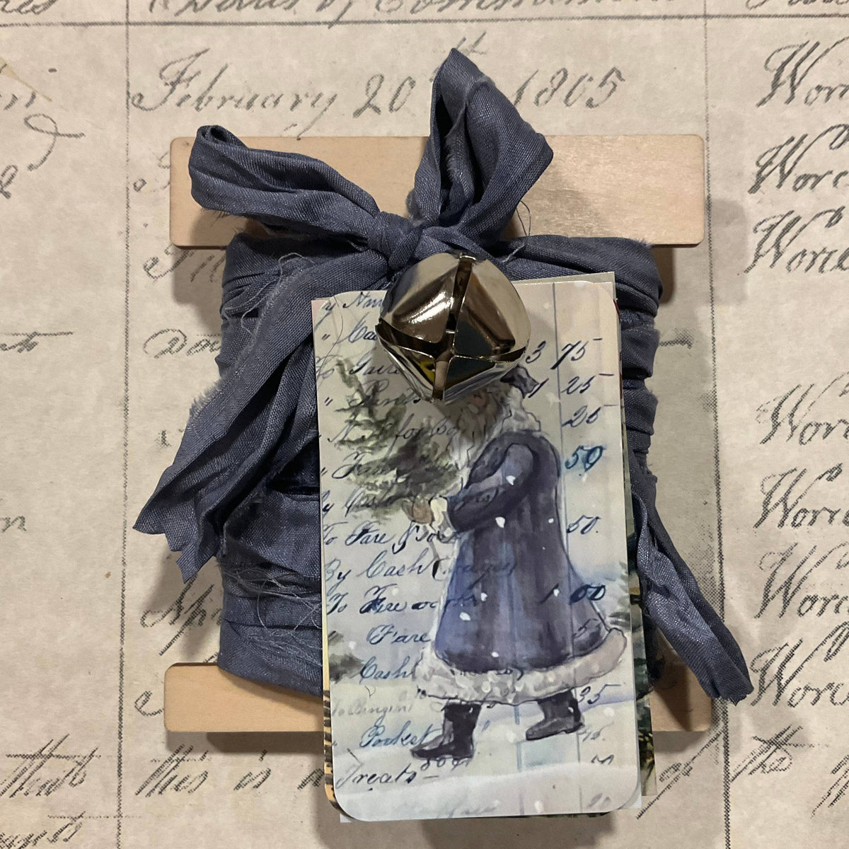 Slate Blue Santa 6-Tag & Ribbon Set