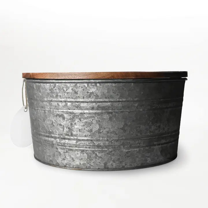 Barn Dance 9lb Large Galvanized Tub - Milkhouse Candle Company