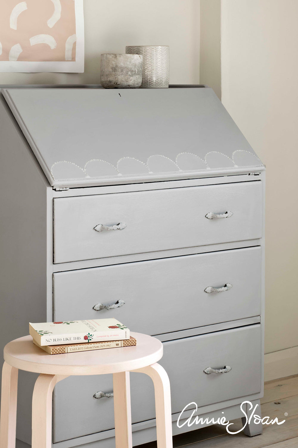 annie sloan paris grey dresser Annie Sloan Paris gray with graphite wash, dark wax