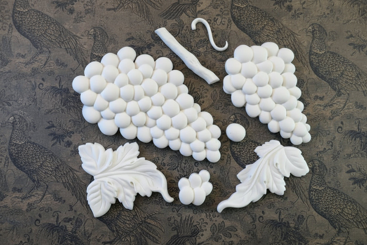 Grapes 2021 - Casted Resin Applique Set