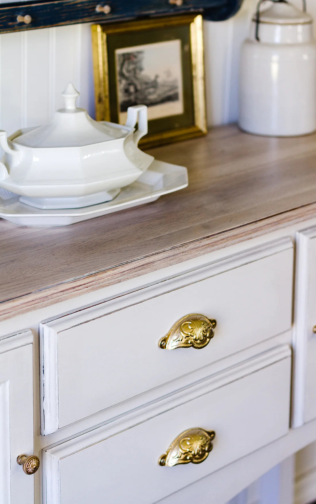 Gustavian Silk - Homestead House Milk Paint
