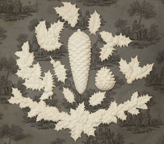 Holly Lane 2022 - Casted Resin Applique Set