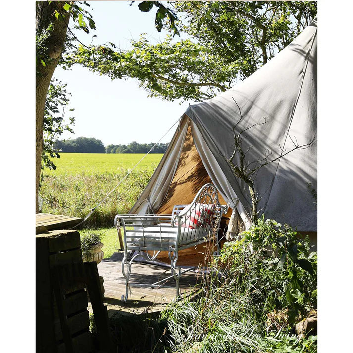 Jeanne D' Arc Living Magazine - 2025 Issue 5