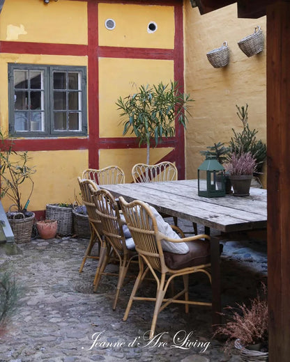 Jeanne D' Arc Living Magazine - 2026 Issue 2