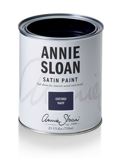 Oxford Navy Satin 750ml