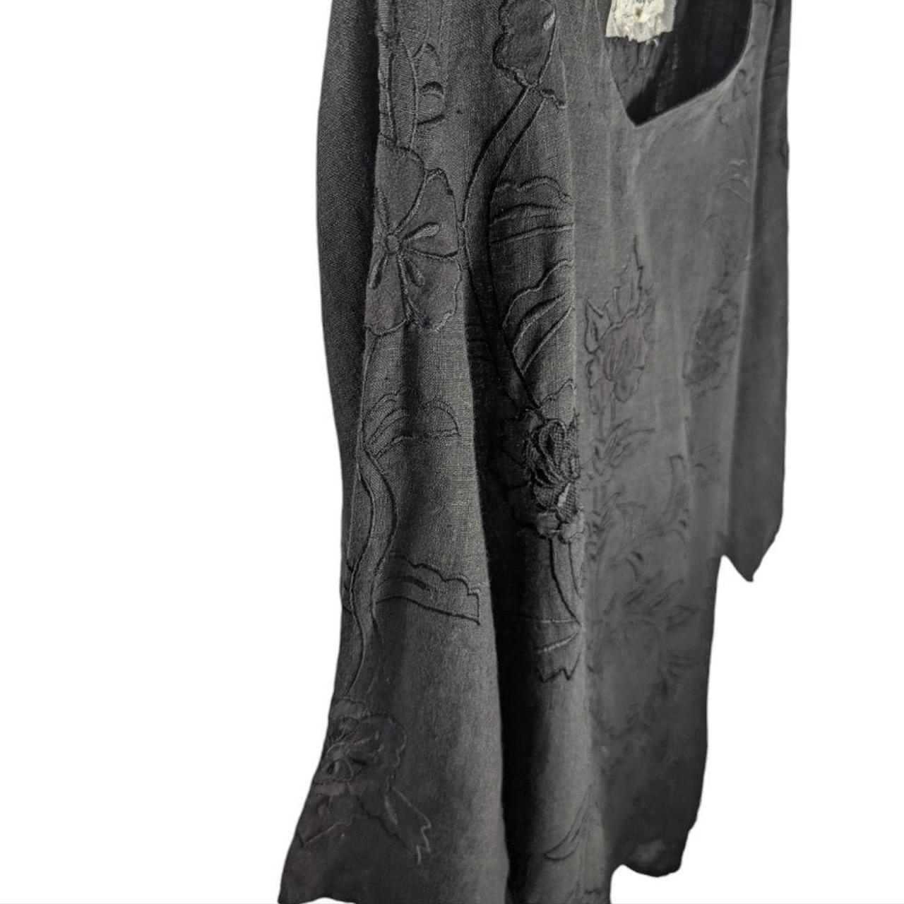 Heart's Desire Clothing - Embroidered Applique Linen Charcoal