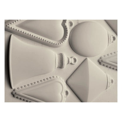 Bibelots 2 (𝗨𝘀𝗲𝗱 - 𝗟𝗶𝗸𝗲 𝗡𝗲𝘄) - IOD Decor Mould