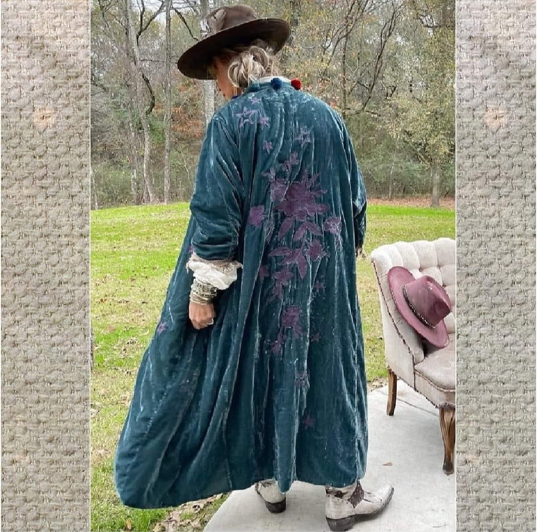 Moonlight Stroll Velvet Duster, Teal - Jaded Gypsy