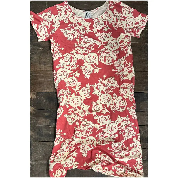 Weekend Wander Dress, Bed of Roses O/S - Jaded Gypsy