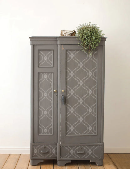 Bella - IOD Decor Stamp 2022