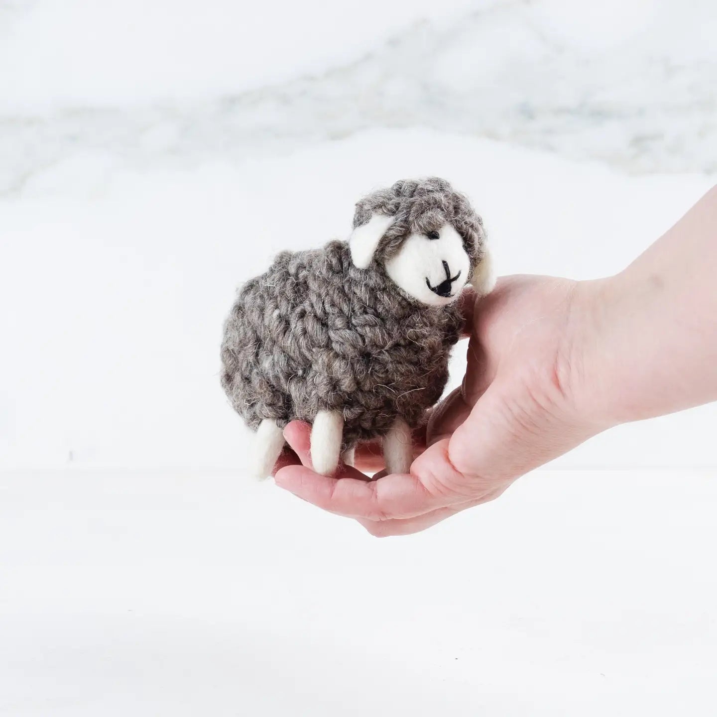 Grey Sheep Sm - Wool