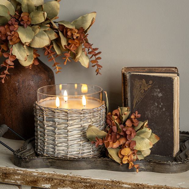 6" x 6.3" Woven Wicker Glass 3 Wick 3D Flame Candle