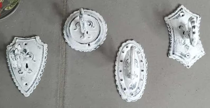 Cast Iron Distressed Skeleton Hook