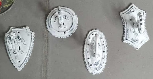 Cast Iron Distressed Skeleton Hook