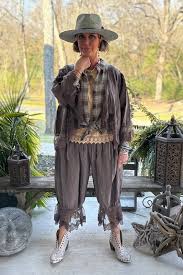 Alluring Romance Jacket, Charcoal O/S - Jaded Gypsy