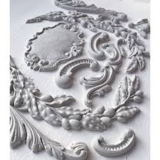 Olive Crest (Used, Like New) - IOD Decor Mould