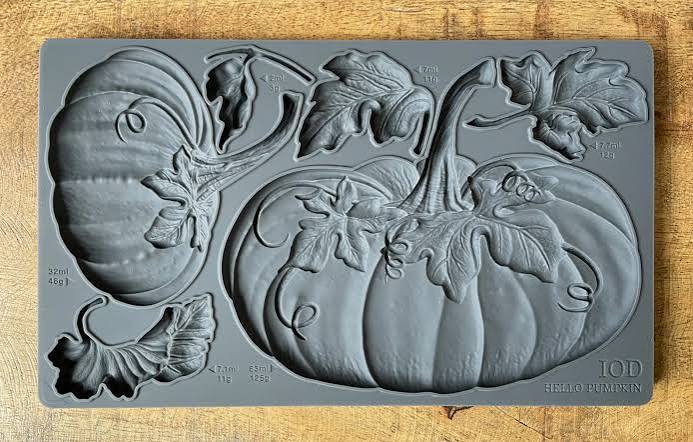 Hello Pumpkin ( No Packaging) - IOD Decor Mould Limited 2023