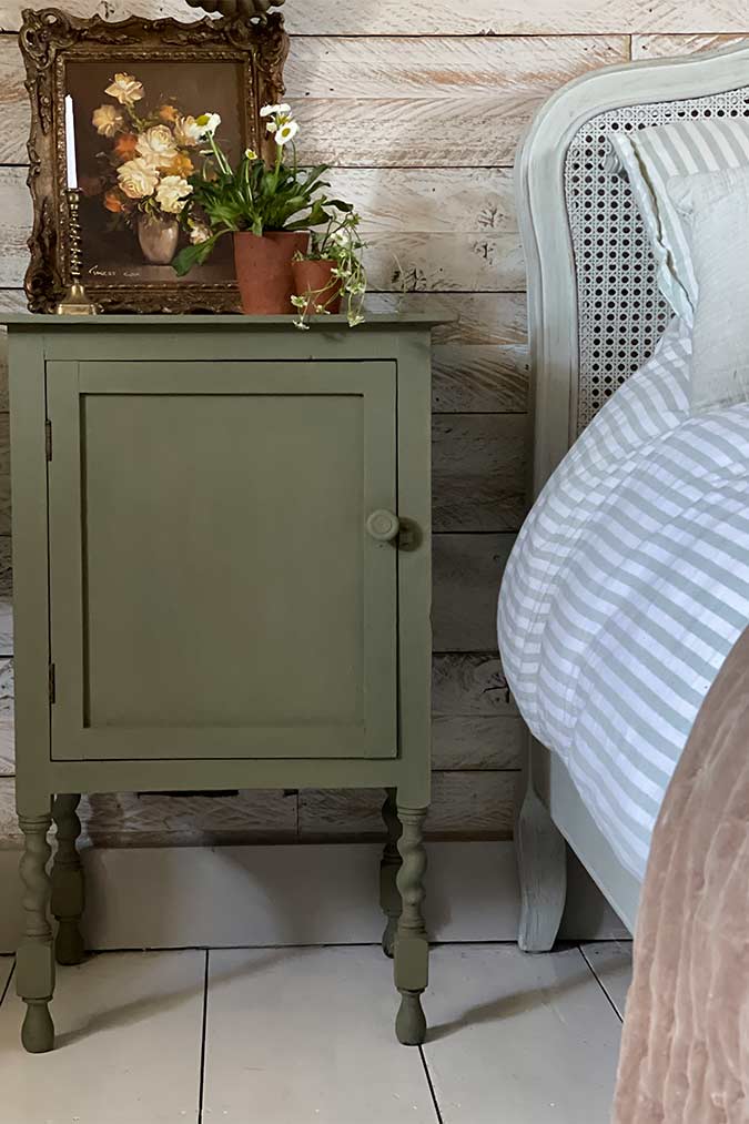 Olive - Annie Sloan Chalk Paint