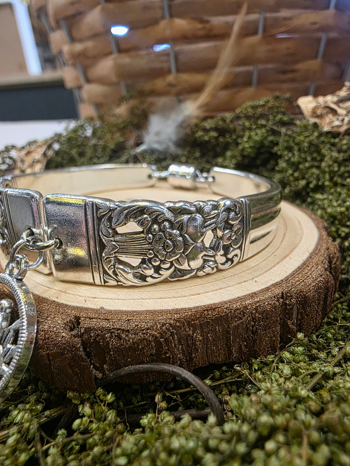 New Lovebirds Dangle Bracelet GS012