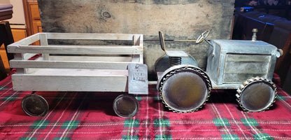 Aged Metal Tractor & Wagon - (𝐏𝐢𝐜𝐤-𝐔𝐩 𝐎𝐧𝐥𝐲)