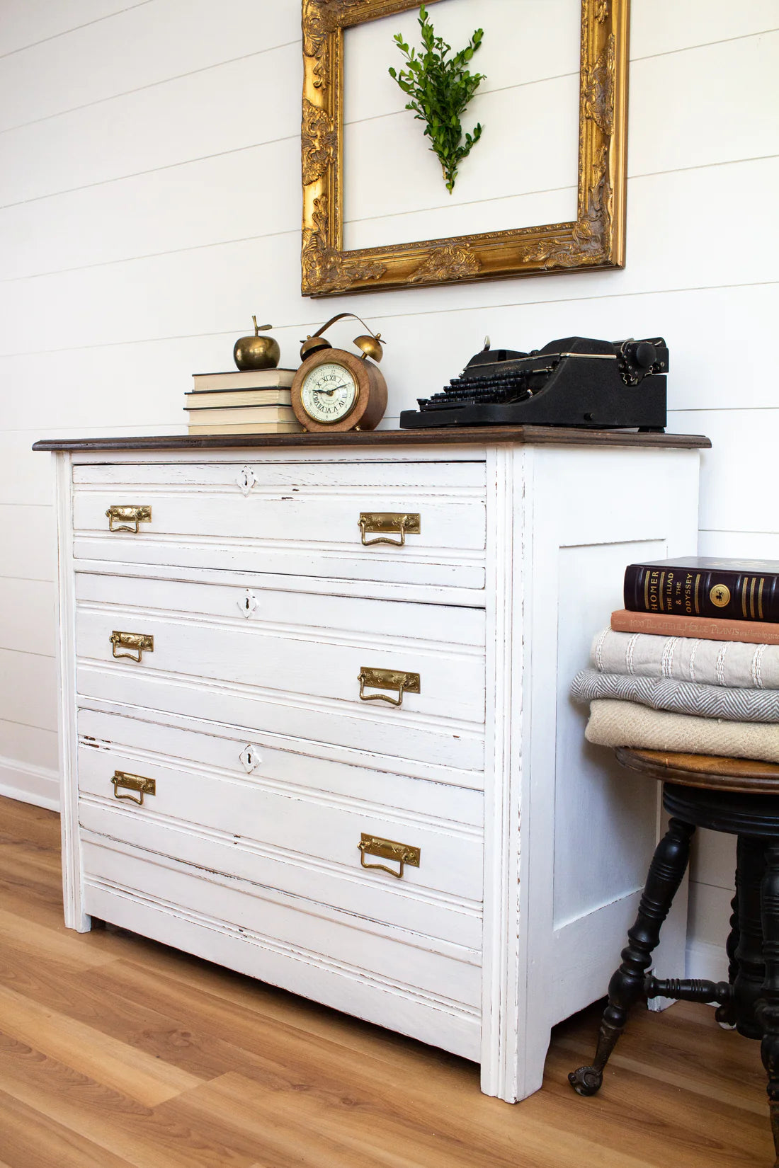 Sturbridge White - Homestead House Milk Paint